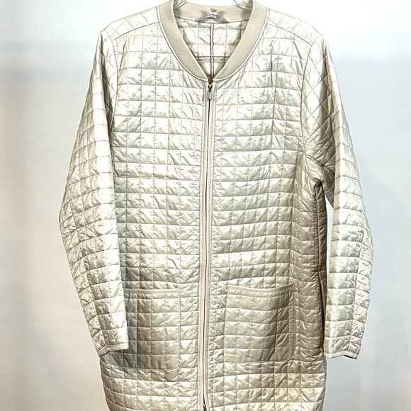 PUFF ATHLETA JACKET - Picture 1 of 4